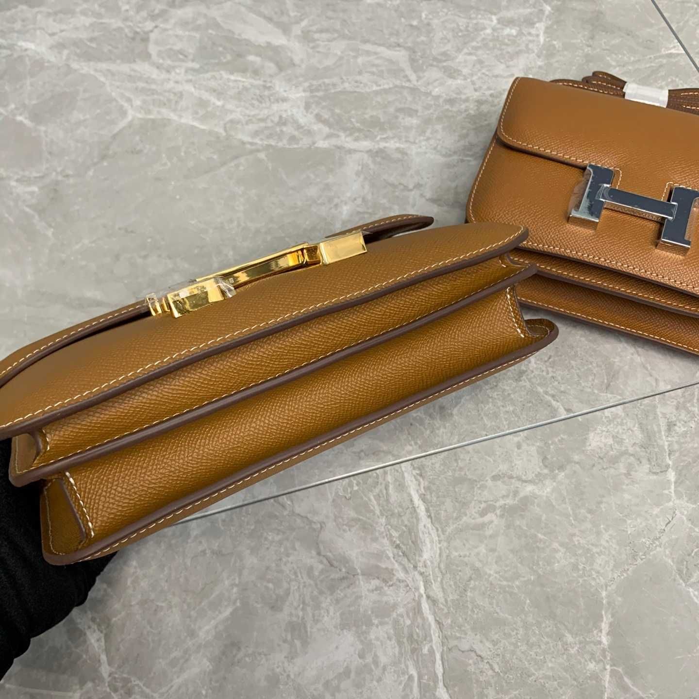 10A Designer bag shoulder womens crossbody high-quality leather handbag fashionable gold lock retro tofu luxury designer new pyaz - 4 of 8